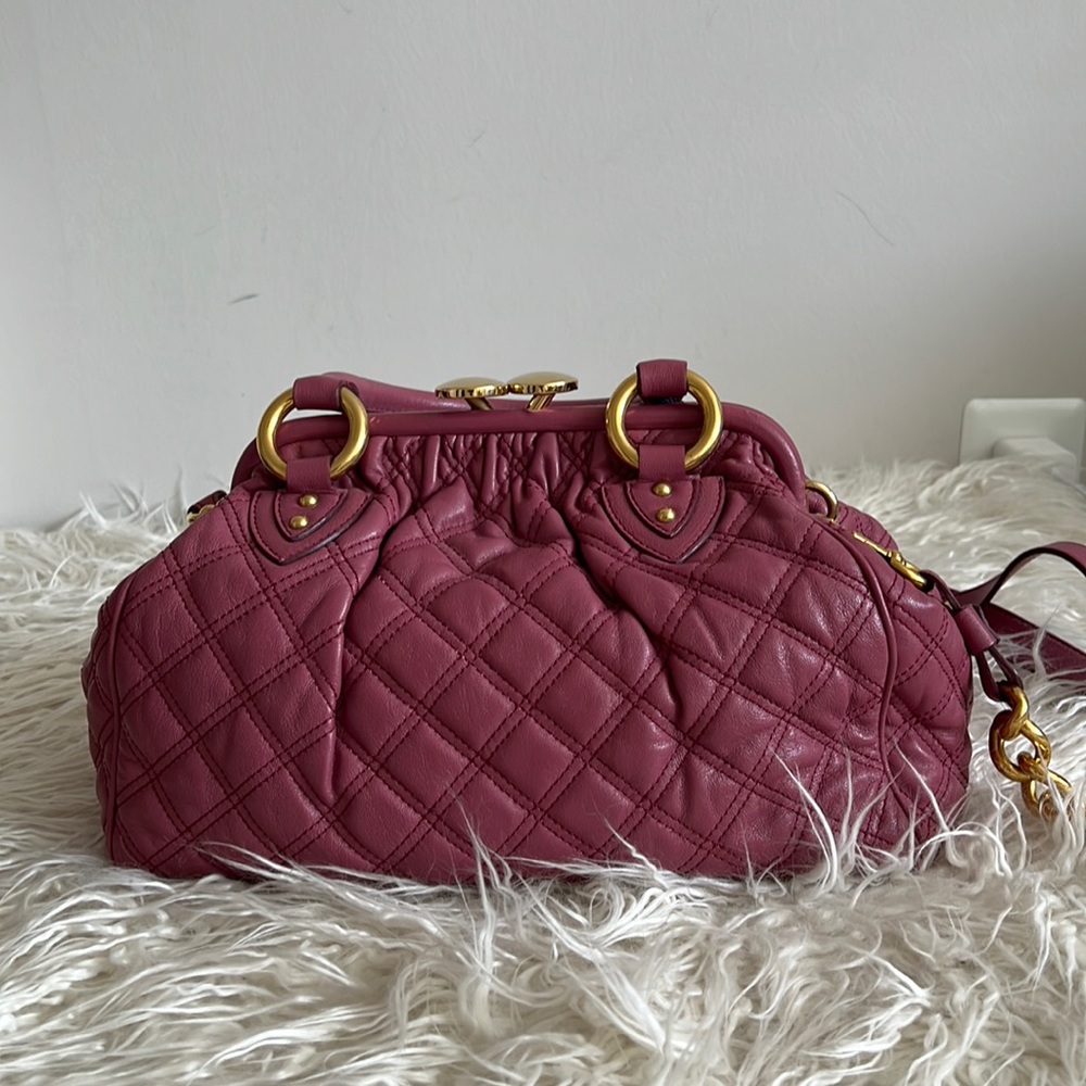 Marc Jacobs Quilted Leather Mini Stam Shoulder Bag PINK color ,looks like new